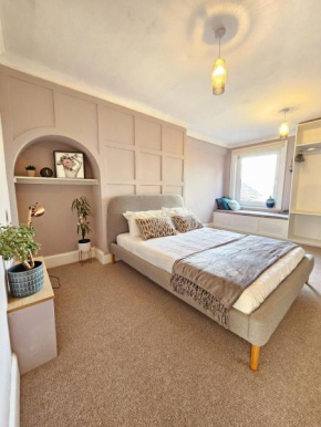 Seaview 2 bedroom apartment